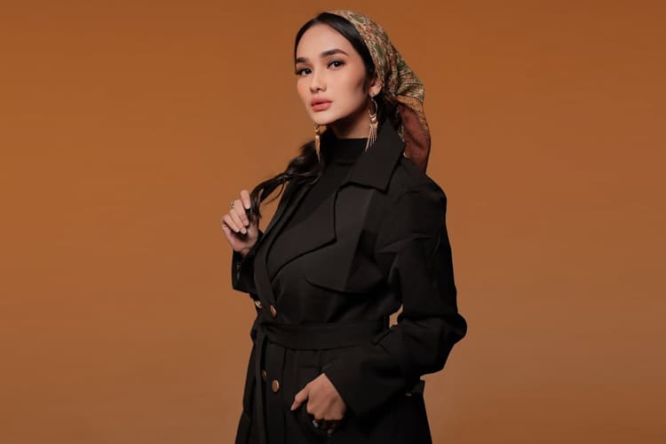 Ekspresi Keanggunan Faby Marcelia, Tampil Elegan dengan Sentuhan Etnik Turki