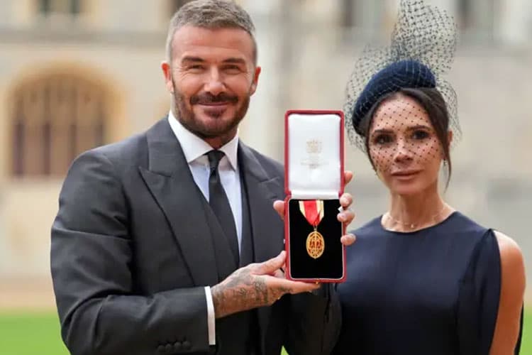 David Beckham Resmi Dianugerahi Gelar Kesatria oleh Raja Charles