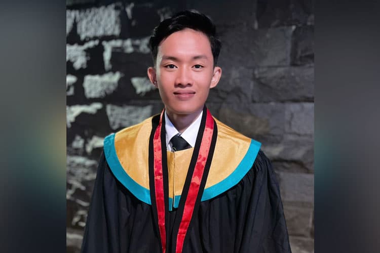 Agam Rea Muslivani Sandang Gelar Sarjana Hukum UMM, Angkat Keadilan Korban KDRT di Malang