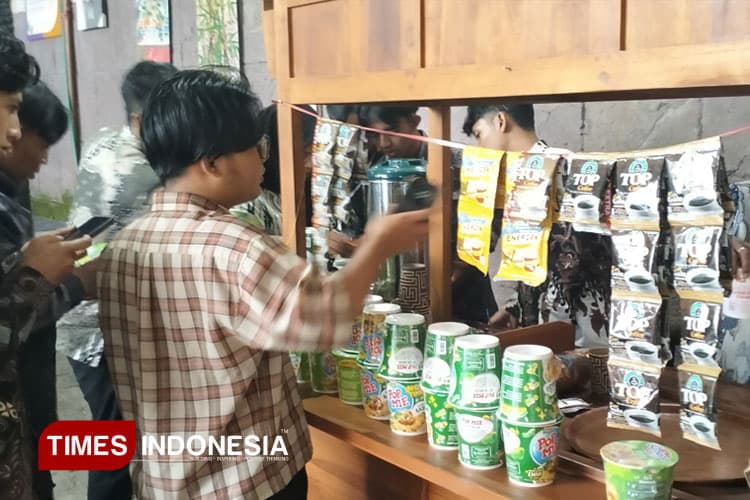 Untung Jutaan Rupiah, UMKM PMII Al-Fanani Unisma Berhasil Jadi Percontohan