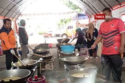 Dapur Umum di Pendopo Pemkab Malang Mulai Siapkan Makanan bagi Peserta Mujahadah Kubro 1 Abad NU