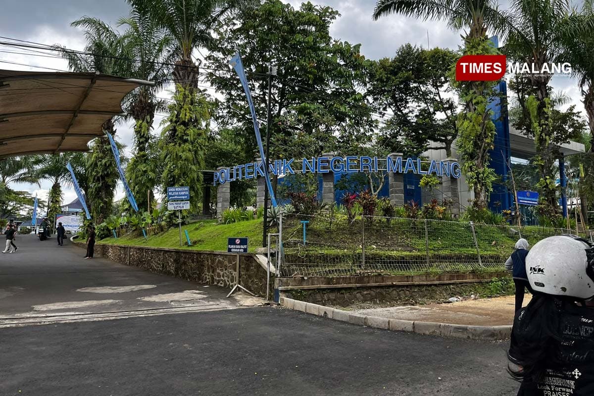 Mahasiswa Polinema Mundur dari BEM Usai Diduga Curi Helm Saat Bubaran Konser