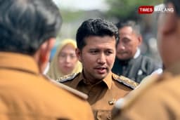 Wagub Jatim Emil Ungkap Penyebab Banjir di Suhat Malang, Drainase Baru Tersumbat Sampah dari Saluran Lokal