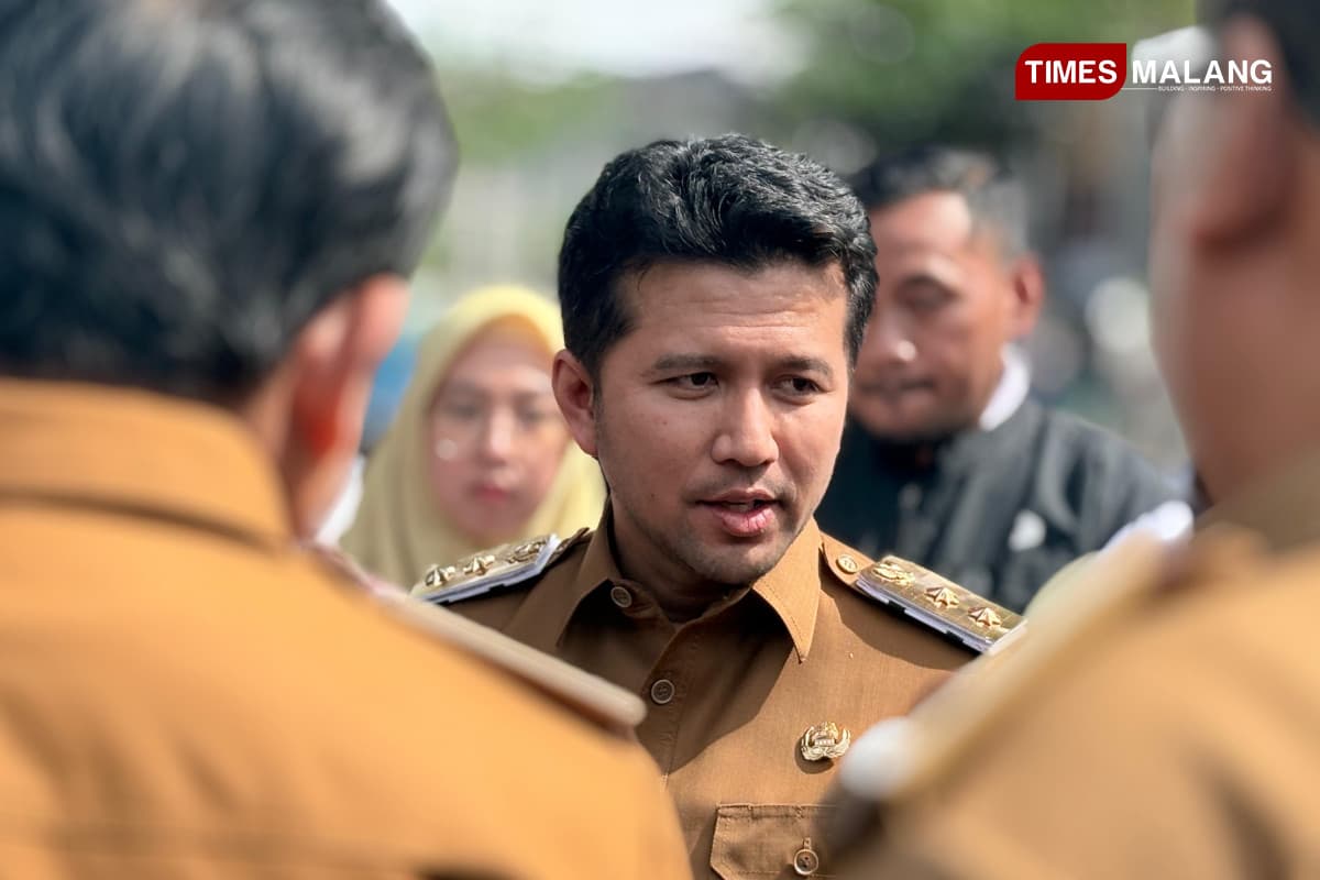 Wagub Jatim Emil Ungkap Penyebab Banjir di Suhat Malang, Drainase Baru Tersumbat Sampah dari Saluran Lokal