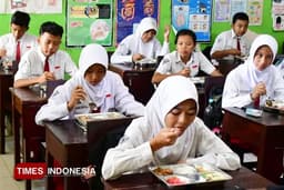 Saat MBG Jadi Tameng Krisis dan Ketidakpastian Global